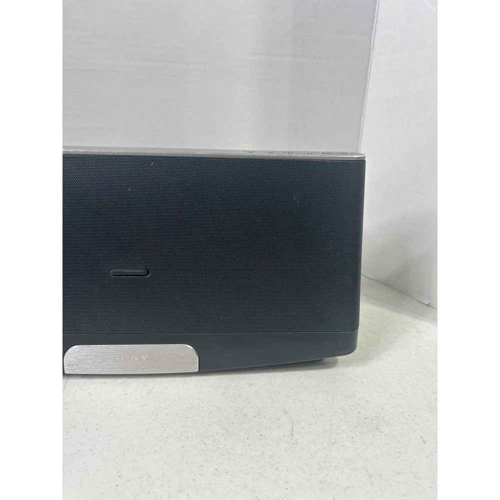 Sony RDP-XF300iN Personal Audio System‎ Speaker Lightning Dock FM Radio Black